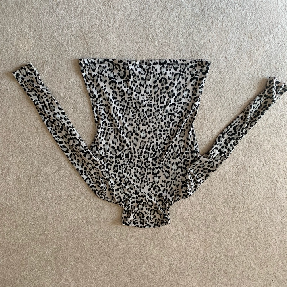leopard turtleneck
